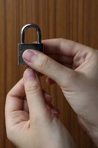 Weston CT Locksmith Store Weston, CT 203-529-0580 - residential-lockouts